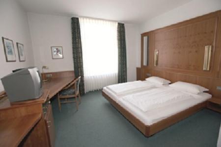 Gasthaus Zum Engel Hotel Rastatt Exterior photo